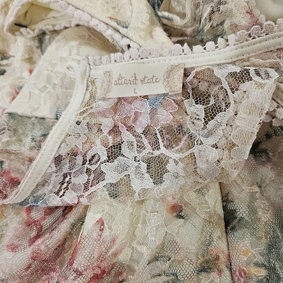 Altar'd State Pastel Floral Lace Dress. Size large. Fit and flare. Size L - Picture 3 of 5